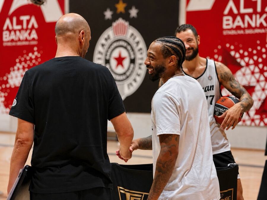PARTIZAN PROTIV DVOJICE BIVŠIH TRENERA: Crno-beli putuju na prestižni turnir