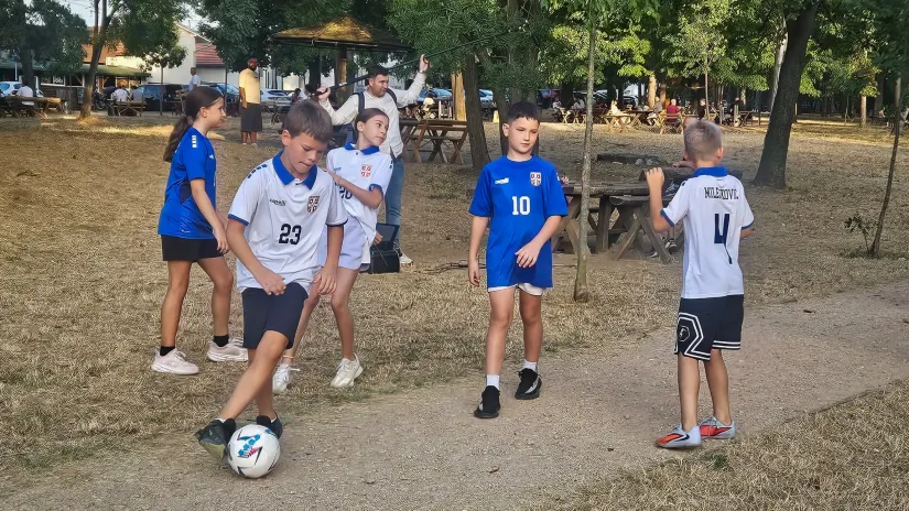 Kakav Empabe!? Isti Vlahović (VIDEO)