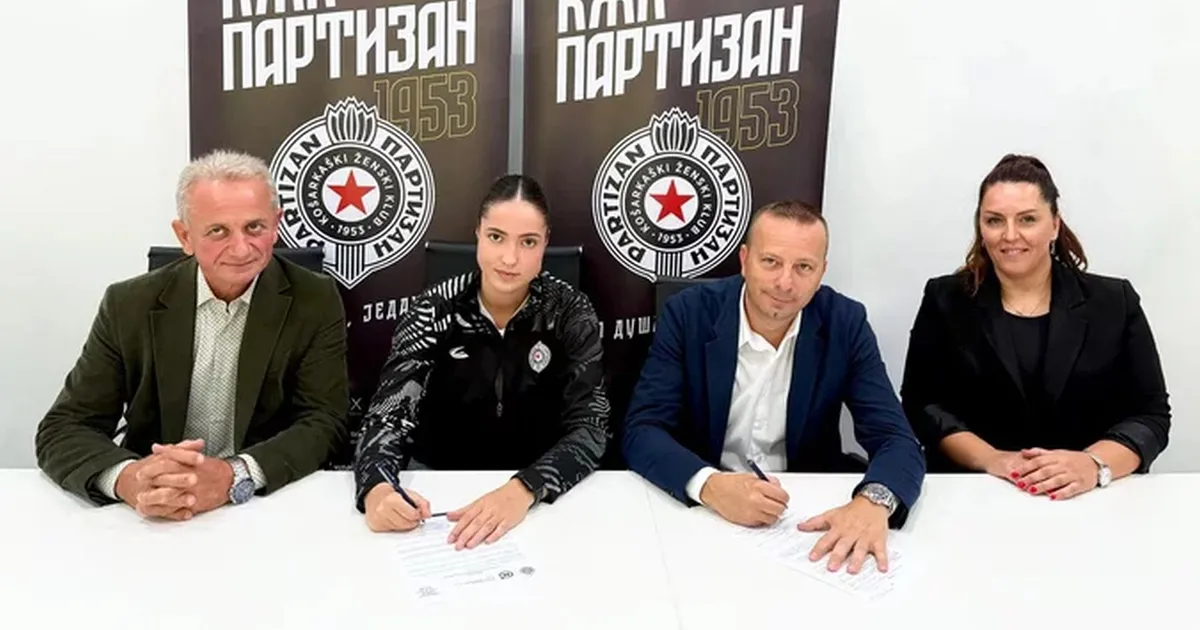 Partizan u novu sezonu ulazi s najvećim ambicijama, imaju 600-700 deca i moćan slogan: "Jedna duša, jedan tim"