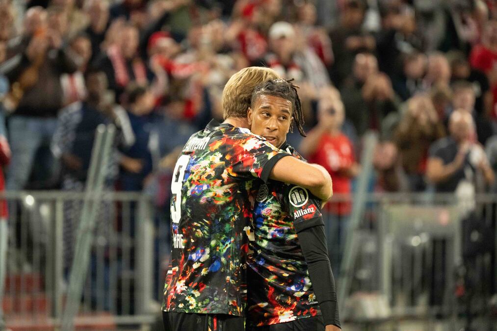 SEDMICA STRAŠNIH BAVARACA: Bajern demolirao Union Berlin, het-trik Olisea, stoti gol nestvarnog Kejna u Bundesligi!