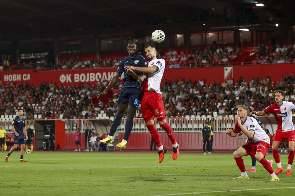 SUPERLIGA SRBIJE: Vojvodina teškom mukom savladala Zemun!