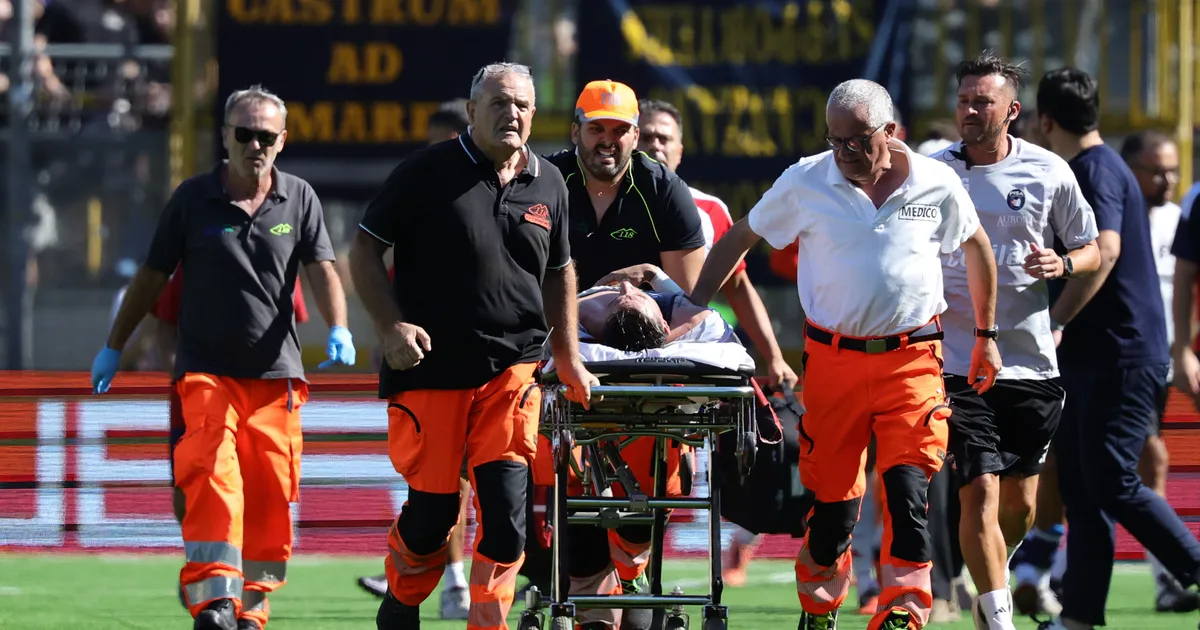 Drama u Italiji: Božinov kolabirao na utakmici, meč prekinut, Bugarin prevezen u bolnicu