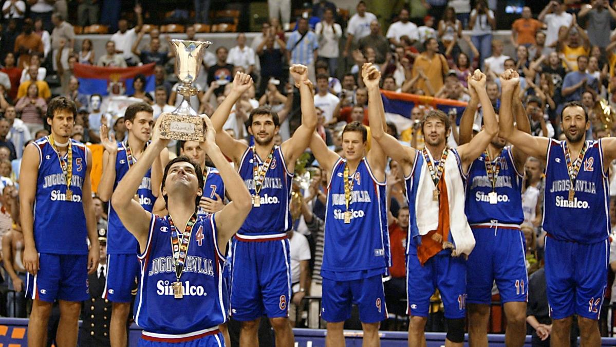 DAN KADA SU SE NAŠI KOŠARKAŠI POPELI NA VRH SVETA! 24 GODINE OD ZLATA U INDIJANAPOLISU! Bodiroga pravio čuda, Argentina pala u finalu posle neviđene drame!