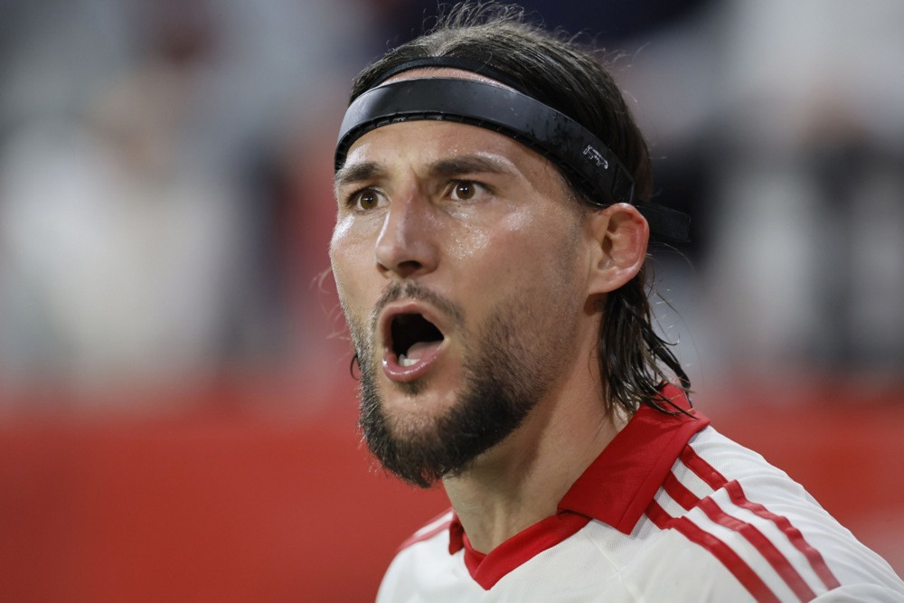 Nemanja Gudelj potpisuje za Partizanovog evropskog dželata?