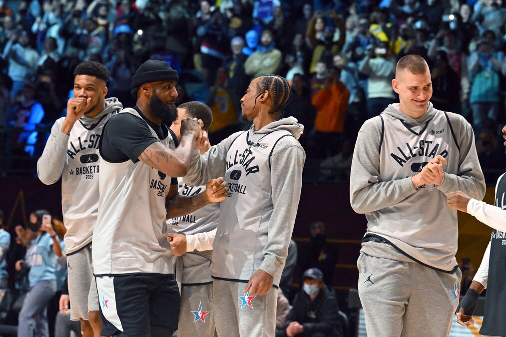 JOKIĆ DOBIO VELIKO POJAČANJE! Denver u ponoć ozvaničio bombu, NBA zvezda stiže kod Srbina!