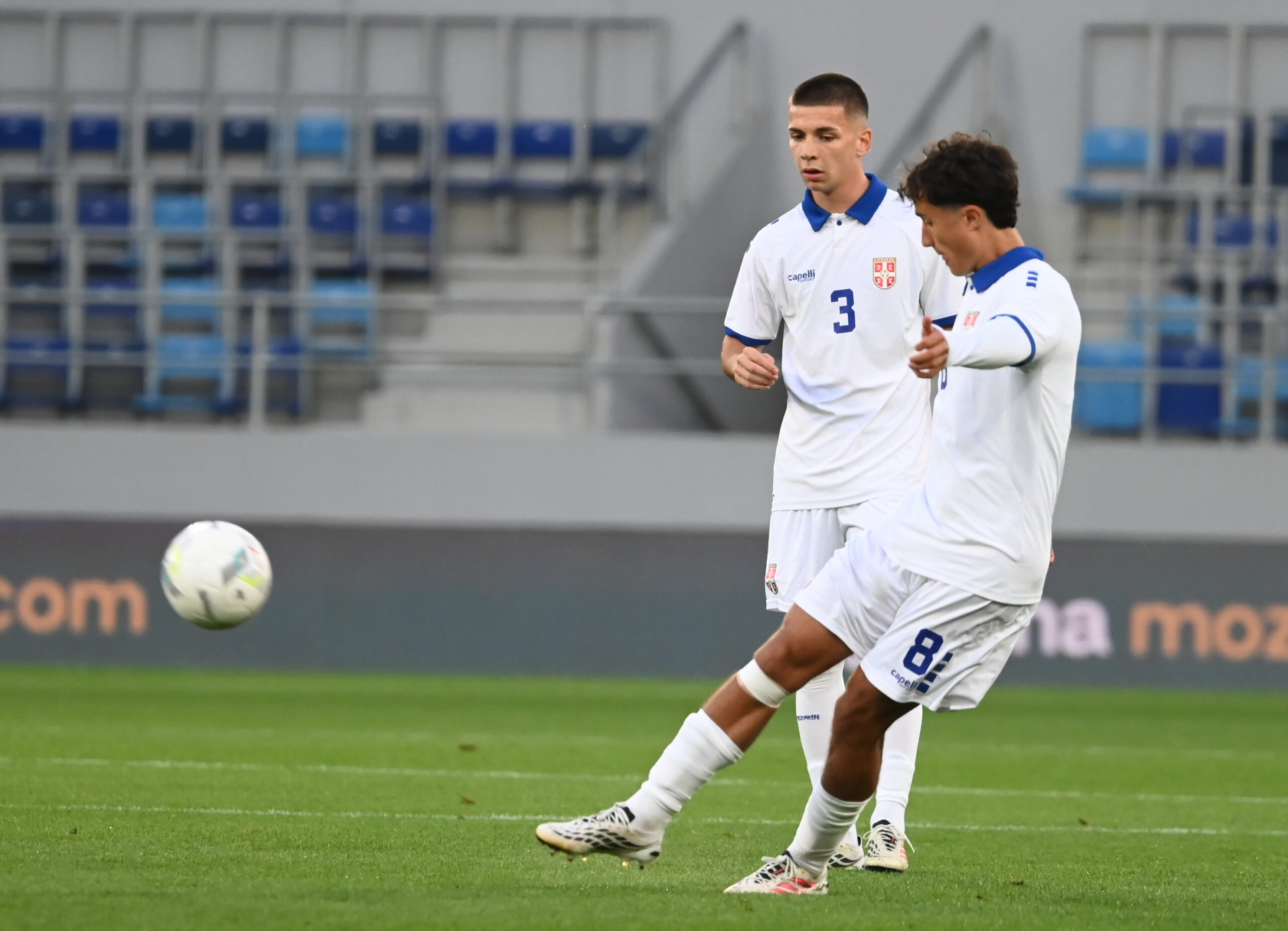 Danas bolje nego juče, posle kadeta pobedila i mlada reprezentacija Srbije