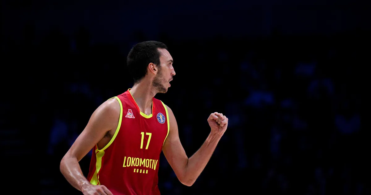 Istorija ispisana u Moskvi: Efes osvojio VTB Superkup, a Aleksej Pokuševki blistao kao nikada do sada