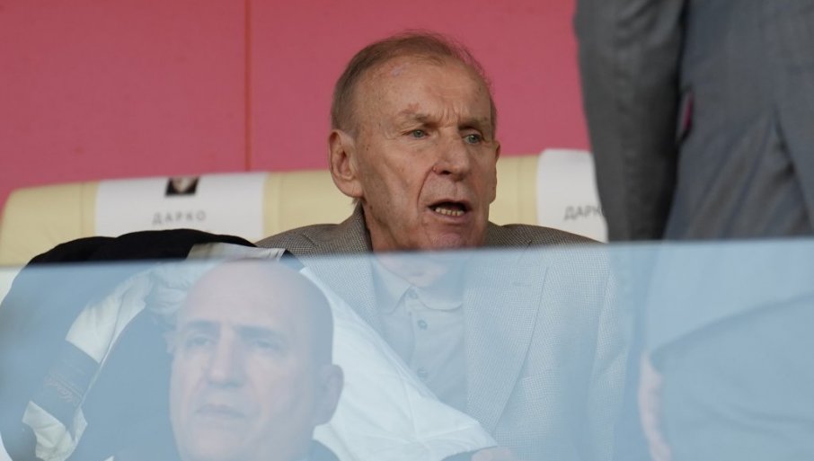 Predsednik FSS stigao Večiti derbi: Evo ko je dočekao Džajića ispred Marakane!