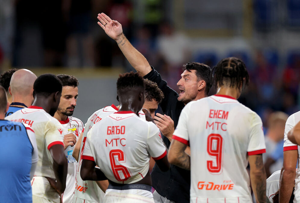STIGLA KAZNA IZ UEFA! Zvezda bez navijača na važnom gostovanju, evo koliko mora da plati