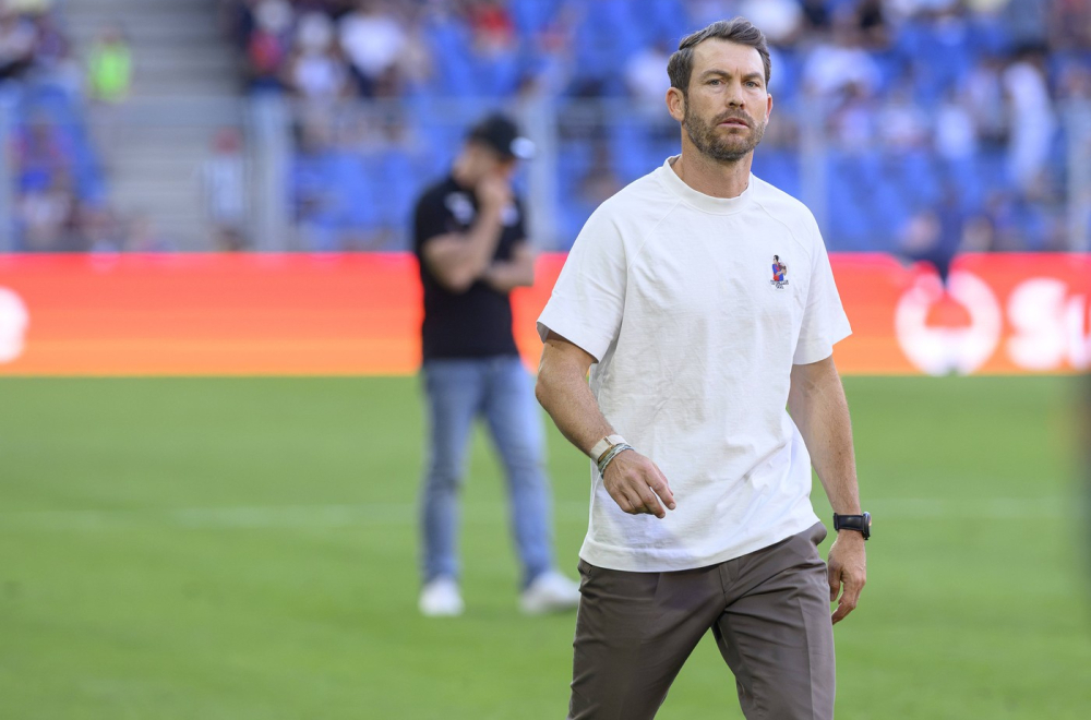 Srbin ostao bez trenera čuveni fudbaler napustio klub