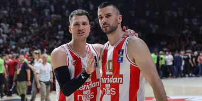 Sve puca od emocija: Javnosti se obratila supruga Zvezdine legende i otkrila tajnu zajedničkog života