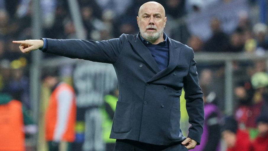 Haos u komšiluku! Zagrmeo zbog smene: "Sram vas bilo...", bivši trener Zvezde deo cele priče!