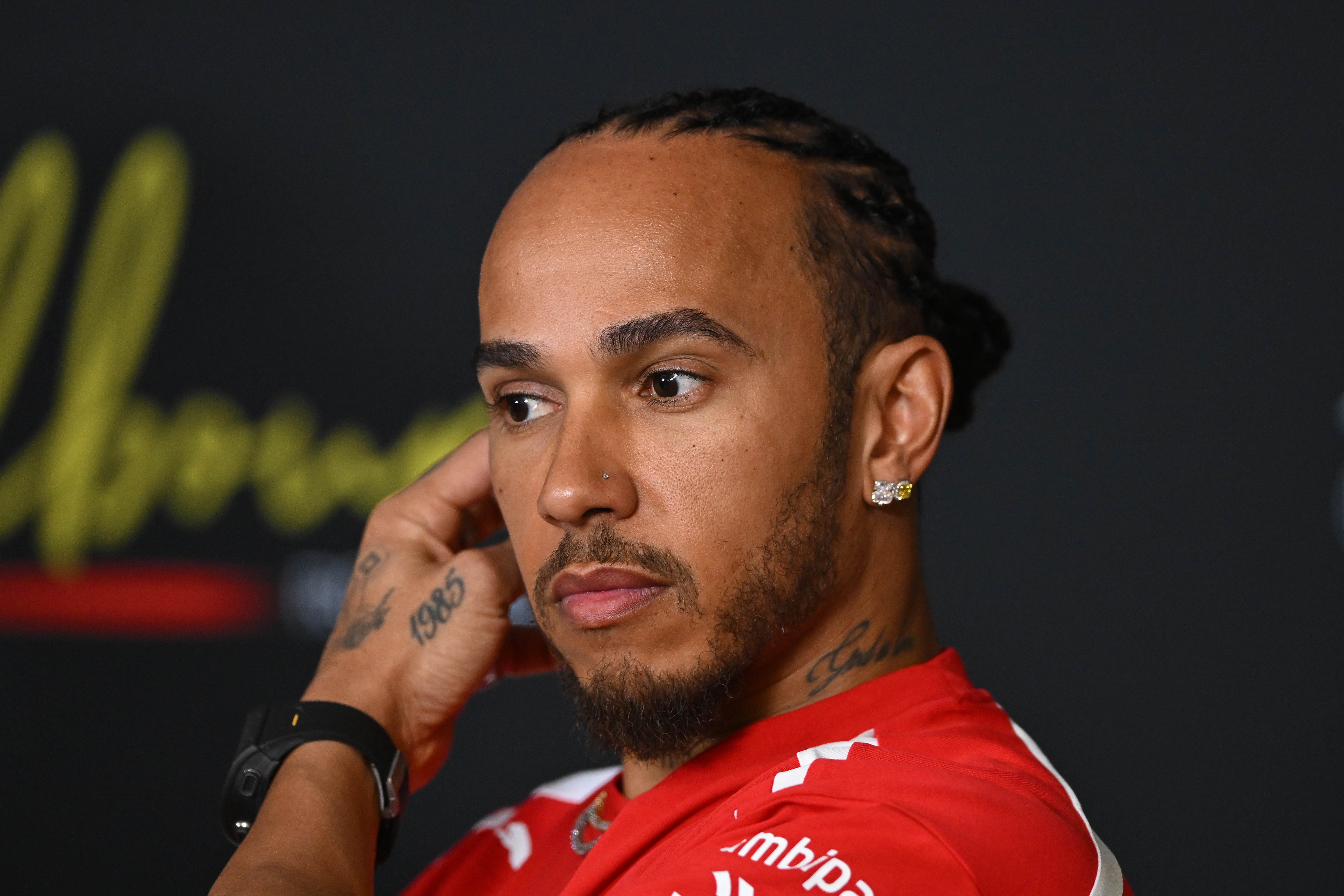 Hamilton vs Ferari - Čemu promena plana?