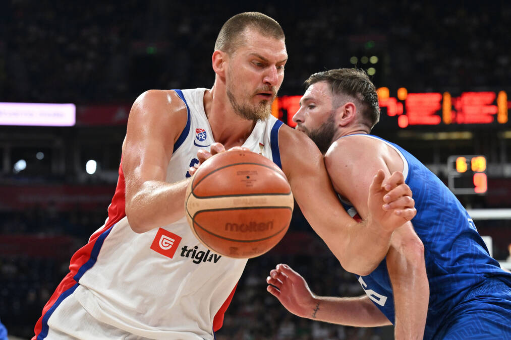 Jokić otkrio do kad će igrati za Srbiju: "Nosiću patike u bojama naše zastave"