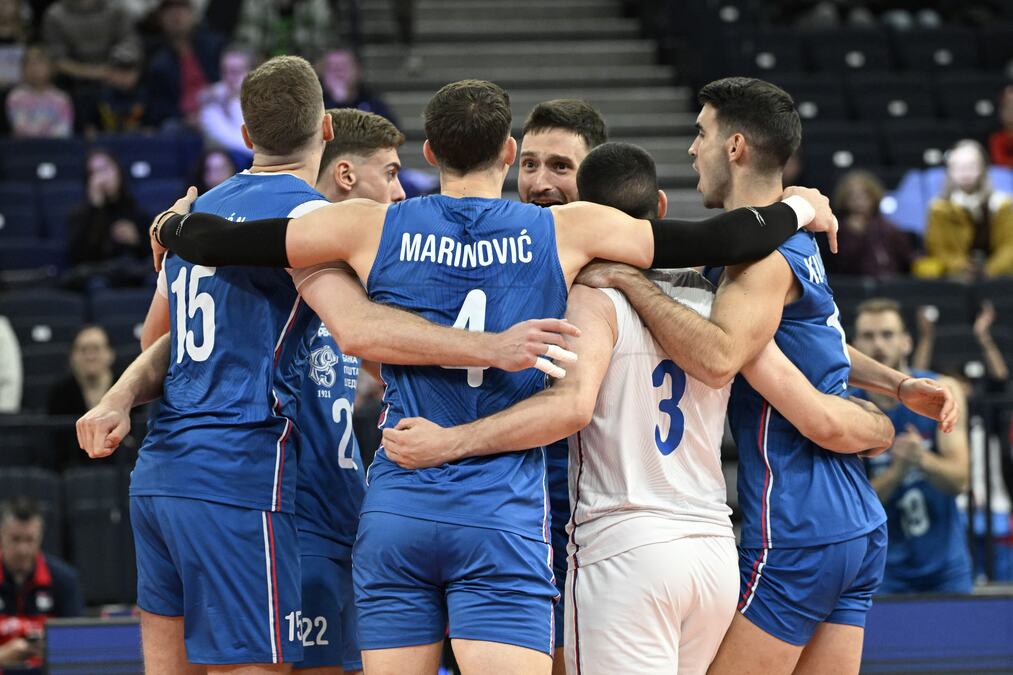 ODBOJKAŠI IGRAJU ZA ČETVRTFINALE: Evo kad i gde možete da gledate meč Srbija - Slovenija