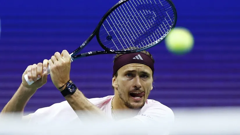 Zverev na korak od trećeg uzastopnog grend slem finala
